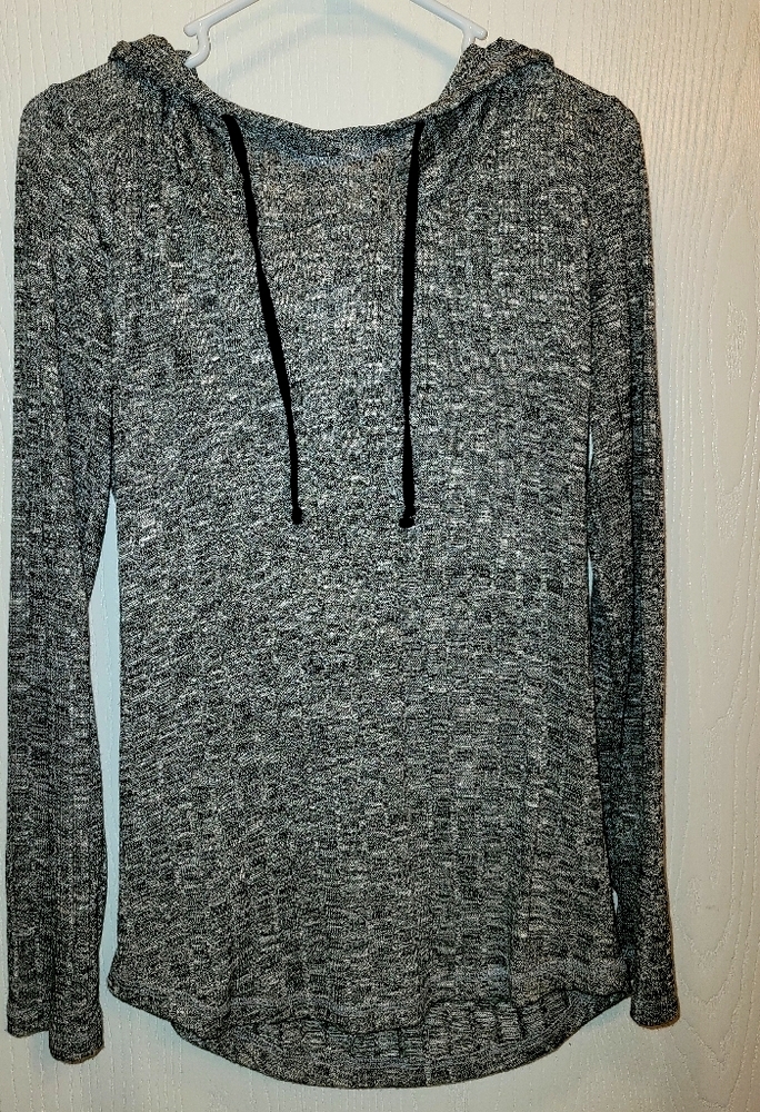 Woman's Gray Long Sleeve Hoodie